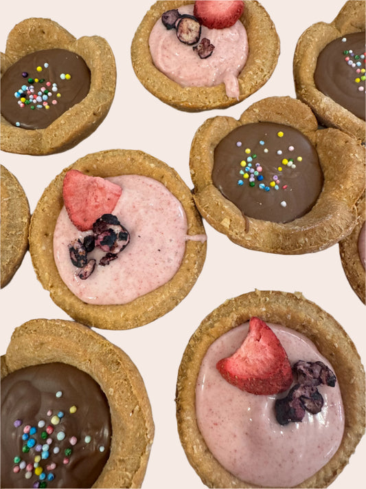 Cabinet tart cookies